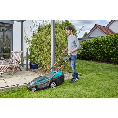 Gardena Akku-Rasenmäher Set PowerMax Li-40/37 Inkl. Akku Und Ladegerät 4 Gardena Akku-Rasenmäher Set PowerMax Li-40/37 Inkl. Akku Und Ladegerät – Bild 2